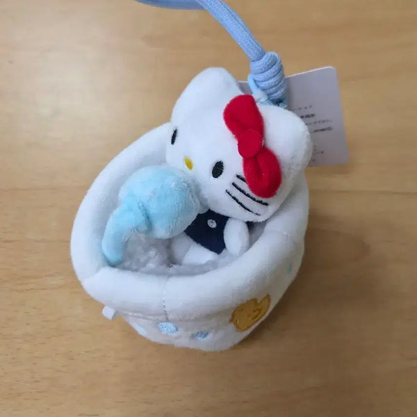 [BUNJANG] Sanrio Hello Kitty Bathing Doll Keychain / 산리오 헬로키티 목욕 샤워 인형 키링 새상품