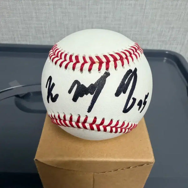 [BUNJANG] Lotte Giants Jo Jae-young Base Running Coach Signed KBO Official Baseball / 롯데자이언츠 조재영 주루코치 kbo공인구 친필싸인볼