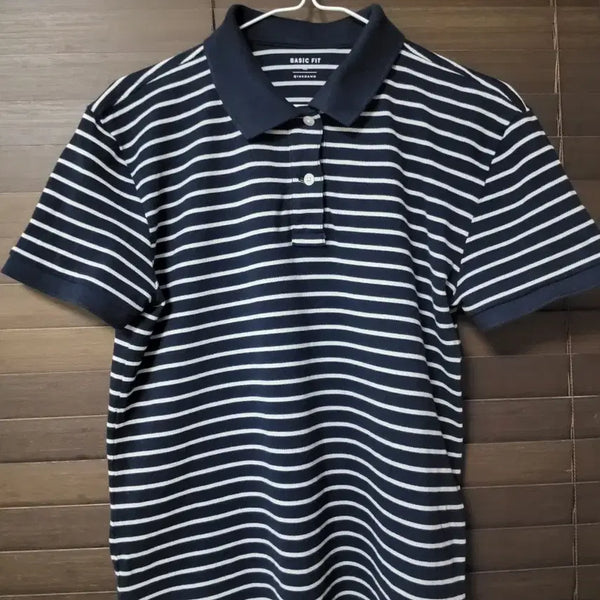 [BUNJANG] Giordano Striped Collar T-shirt / 지오다노 스트라이프 카라티