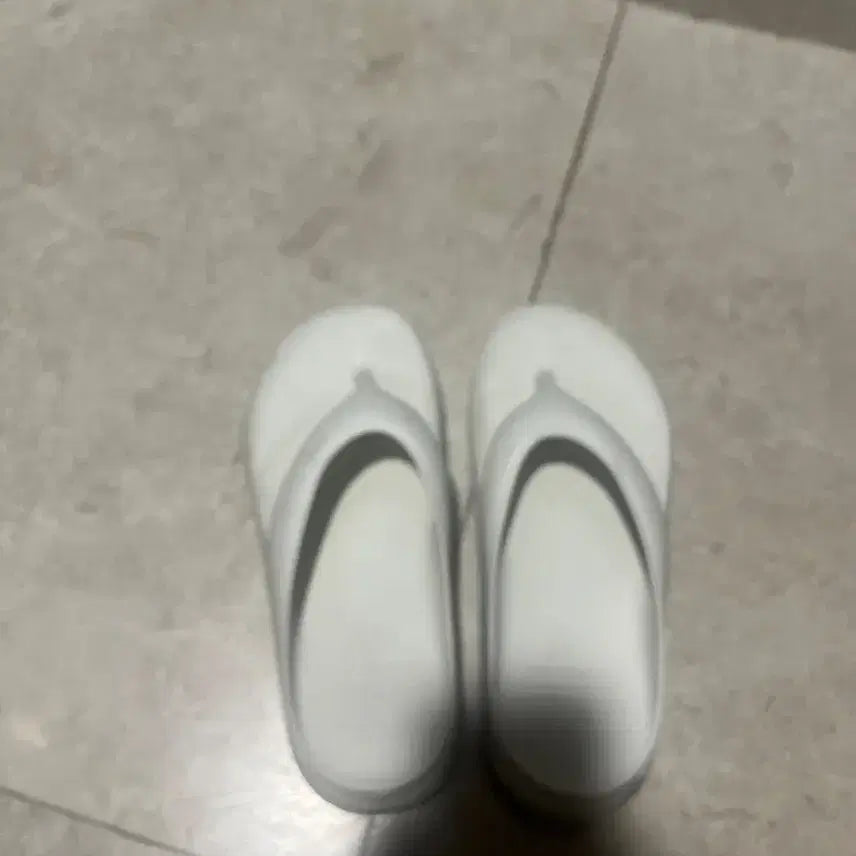 [BUNJANG] New Balance Flip Flop Sandals / 뉴발란스 플립플랍 쪼리 M