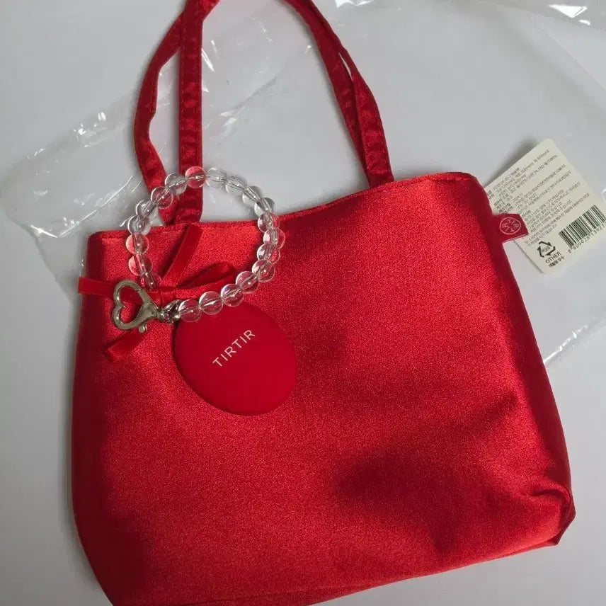 [BUNJANG] TIRTIR Red Satin Mini Tote Bag with Mirror Keyring (New) / 티르티르 레드 새틴 미니 토트백+거울키링 (새상품)