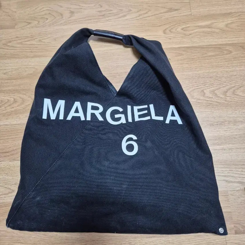 [BUNJANG] Maison Margiela Japanese Bag Large Canvas Tote Black / 정품 명품 메종마르지엘라 재패니즈백 대형 최저10만원택포 에코백 삼각형백 캔버스백 블랙 착샷O