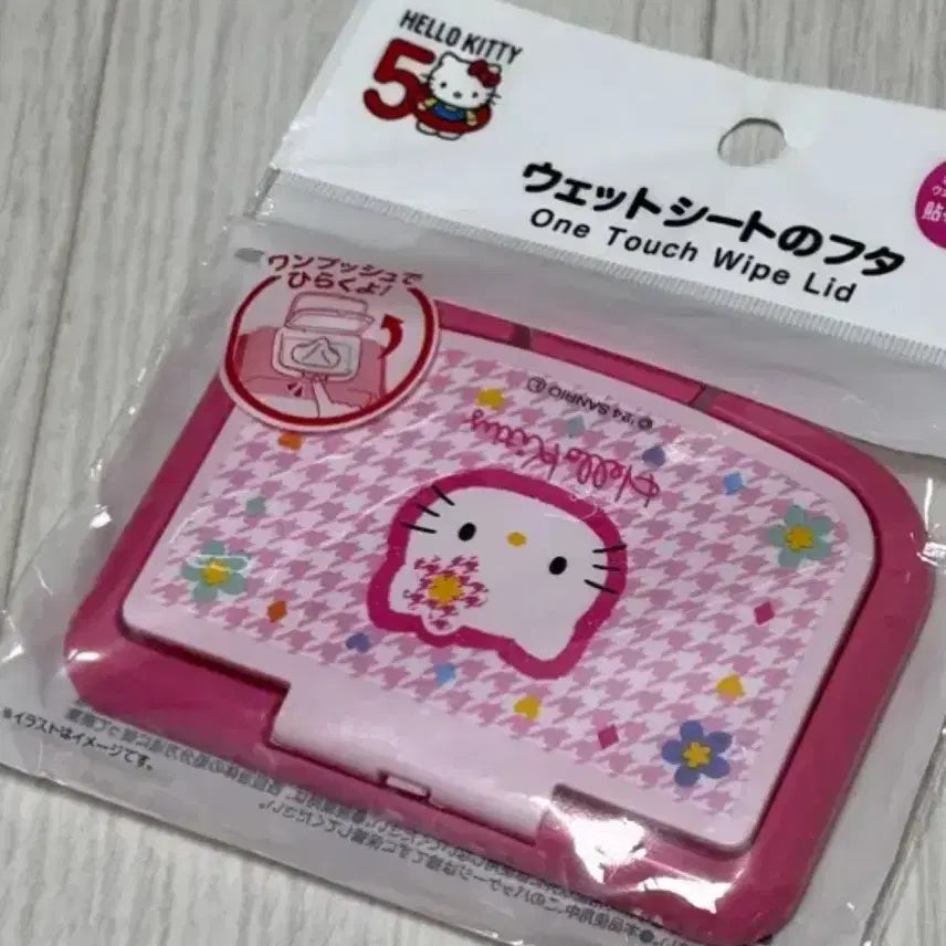 [BUNJANG] Hello Kitty 50th Anniversary Sealed Wet Wipes Cap / (미개봉) 헬로키티 50주년 물티슈 캡