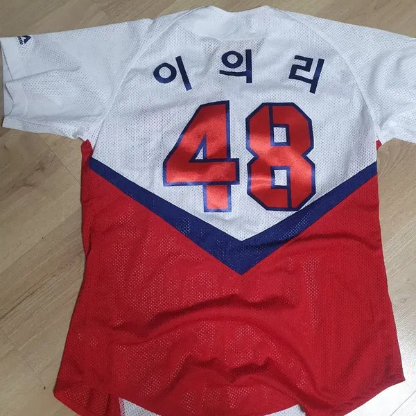 [BUNJANG] Kia Tigers Ui-ri Baseball Jersey (M) / 마제스틱기아타이거즈 이의리유니폼m
