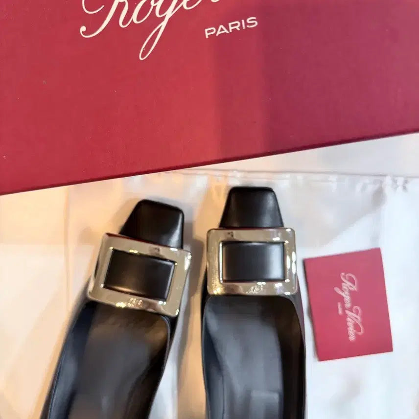 [BUNJANG] Roger Vivier Black Matte Pumps / 로저비비에 블랙 무광 펌프스