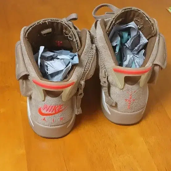 [BUNJANG] Nike Air Jordan 6 Travis Scott Khaki / 나이키 에어 조던 6 트래비스 스캇 카키 260.