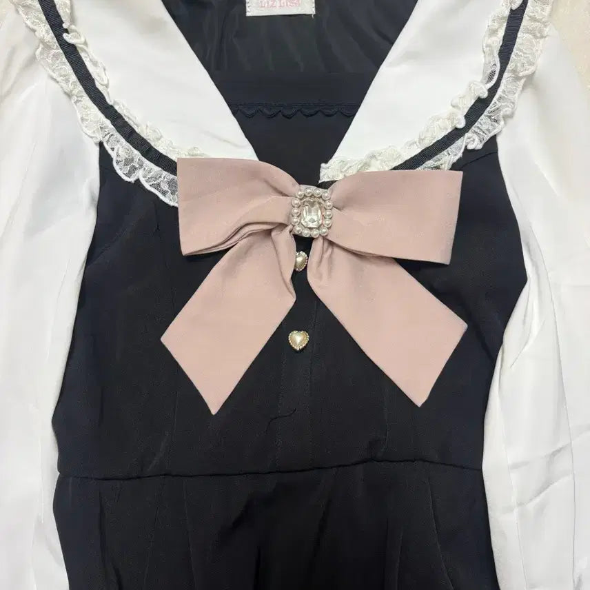 [BUNJANG] Lizlisa Sailor Setup Set Black / 리즈리사 세일러 셋업 블랙