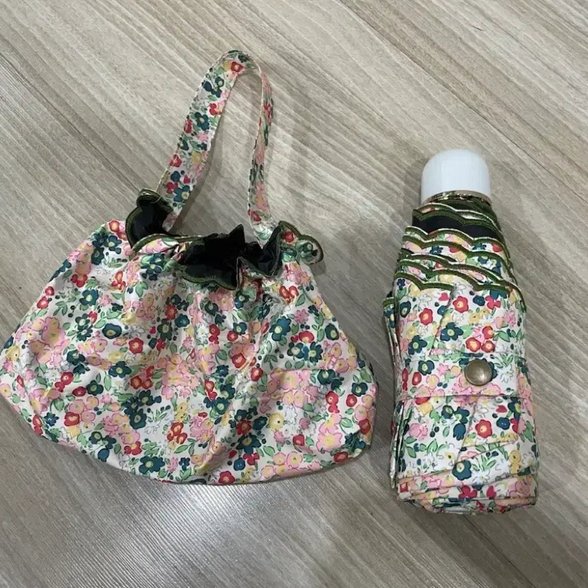 [BUNJANG] Umbrella with Pouch / 우양산(새것)
