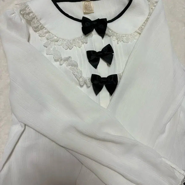 [BUNJANG] Secret Honey 3-Tier Ribbon Blouse / 시허니 시크릿허니 블라우스 3연리본