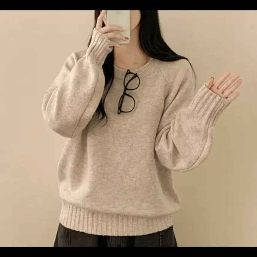 [BUNJANG] Beige Round Neck Knit Sweater / 베이지색 라운두넥 니트