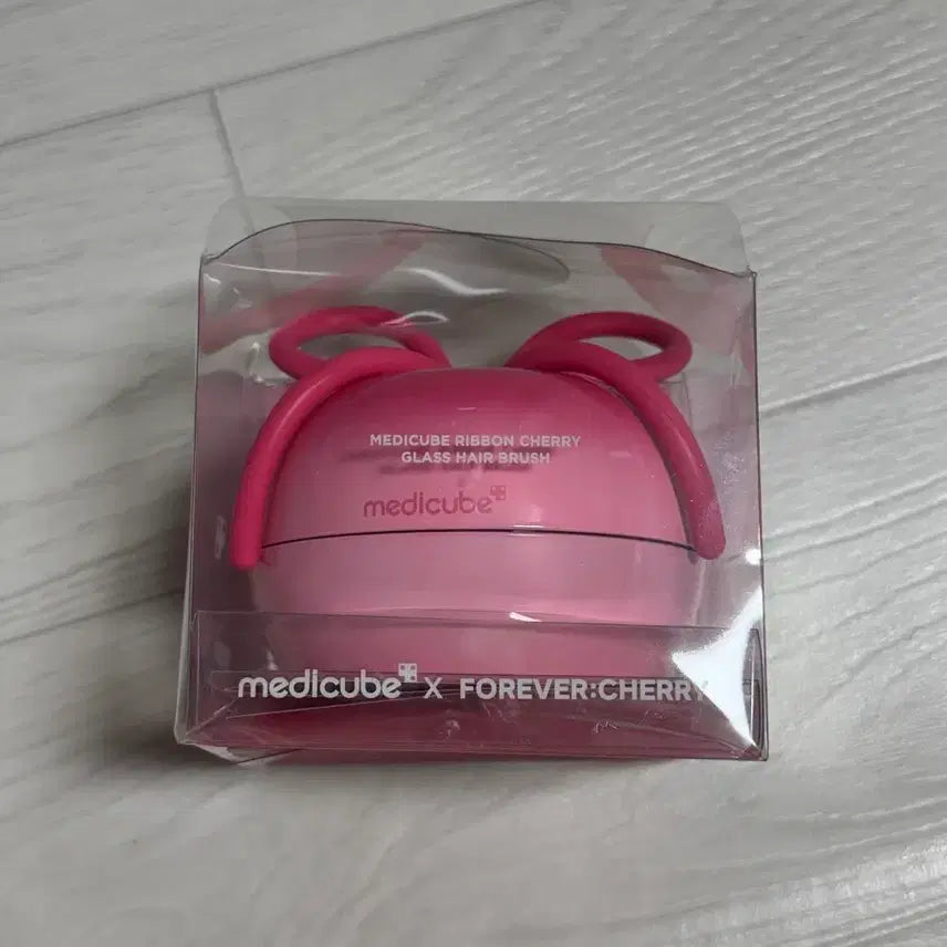 [BUNJANG] MEDIHEAL Jang Wonyoung x Forever Cherry Hair Brush Pink / 포에버체리 메디큐브 장원영 헤어브러쉬 빗 핑크