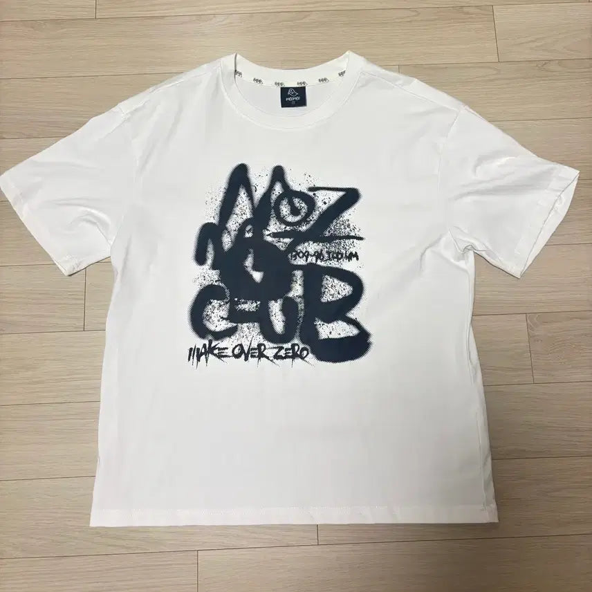 [BUNJANG] MOZ CLUB Graffiti Short Sleeve T-Shirt White / MOZ CLUB 그래피티 반팔 티셔츠 화이트