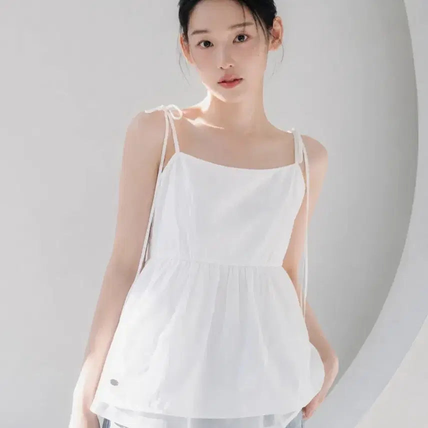 [BUNJANG] Vivicious Ribbon Strap Frill Sleeveless Blouse / 비비셔스_Ribbon Strap Prill Sleeveless