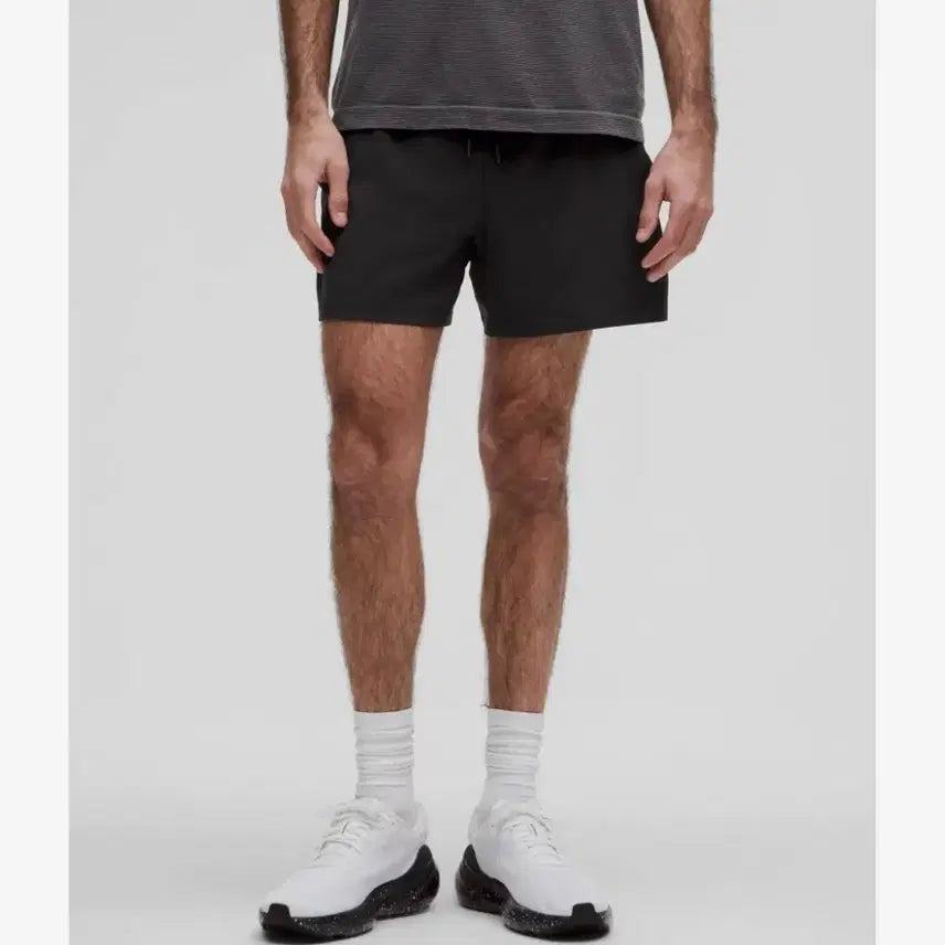 [BUNJANG] Lululemon Facetbreaker Lined 7-Inch Shorts M / 룰루레몬 페이스브레이커 라인드 7인치 쇼츠 M
