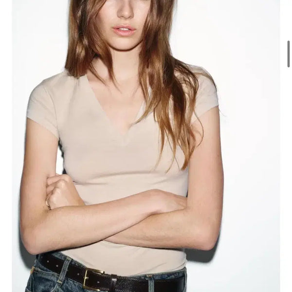 [BUNJANG] ZARA Slim Fit V-Neck Short Sleeve T-Shirt Beige / 자라 슬림핏 브이넥 반팔 티셔츠 연베이지