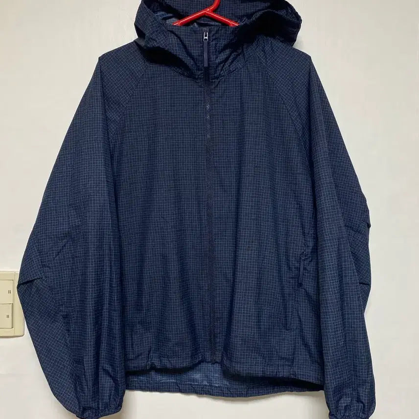 [BUNJANG] UNIQLO Women's Check Lightweight Jacket M / [UNIQLO] 여성용 유니클로 체크 경량 자켓 M사이즈