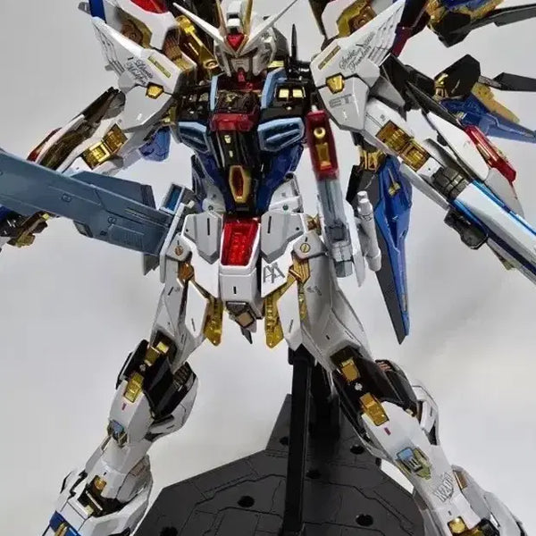 [BUNJANG] MGEX Strike Freedom Gundam Fully Painted Completed Model / mgex스트라이크 프리덤 풀도색작
