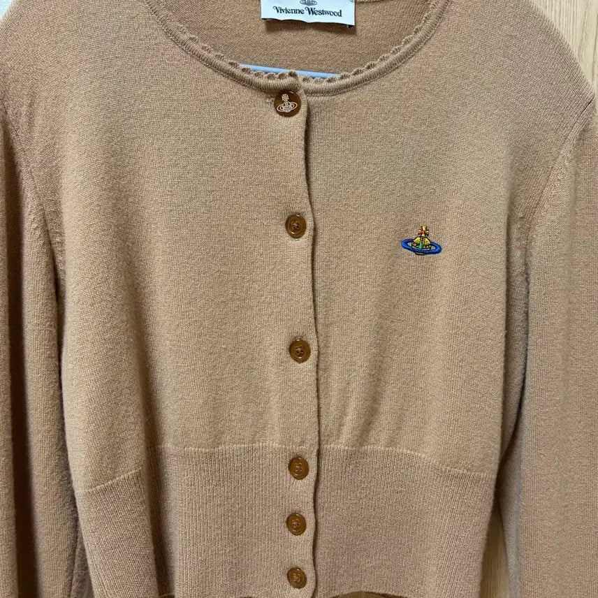 [BUNJANG] Vivienne Westwood Cashmere Crop Cardigan (M) / [무료배송]정품 비비안웨스트우드 크롭 가디건(M)
