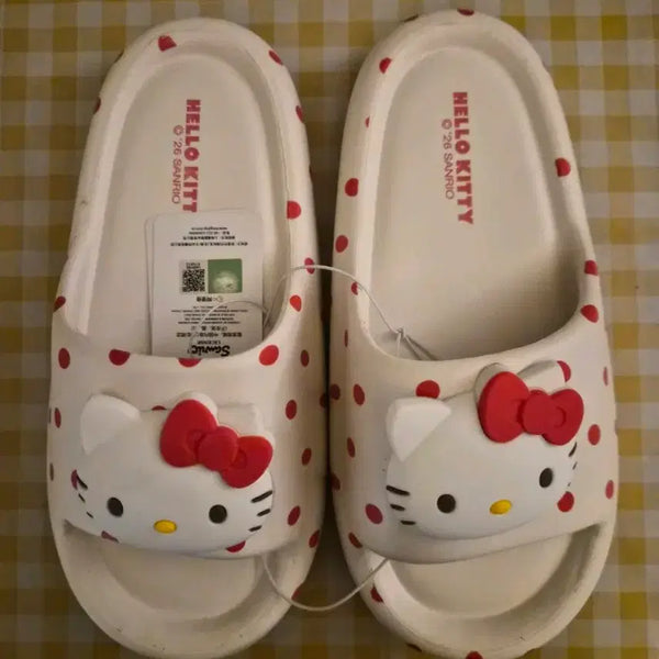 [BUNJANG] Hello Kitty Polka Dot Slippers (250mm) / 헬로키티 도트 무늬 슬리퍼 250mm (새상품)