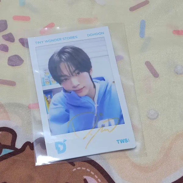 [BUNJANG] TWS DICON Popup Tokyo Polaroid Dohoon / 투어스 디아이콘 팝업 도쿄 폴라로이드 도훈
