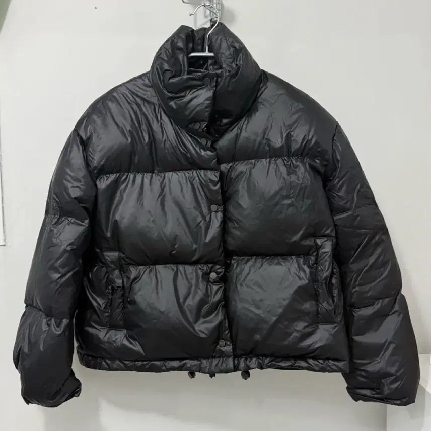 [BUNJANG] 10 MONTH Glossy Crop Padding Black / 10 MONTH 유광 크롭 패딩 블랙
