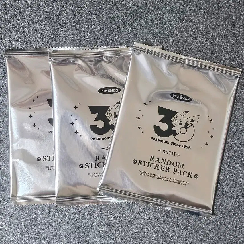 [BUNJANG] Pokemon 30th Anniversary Logo Sticker Pack / 미개봉 ) 포켓몬 30주년 로고 스티커 부산 팝업 성수 올리브영