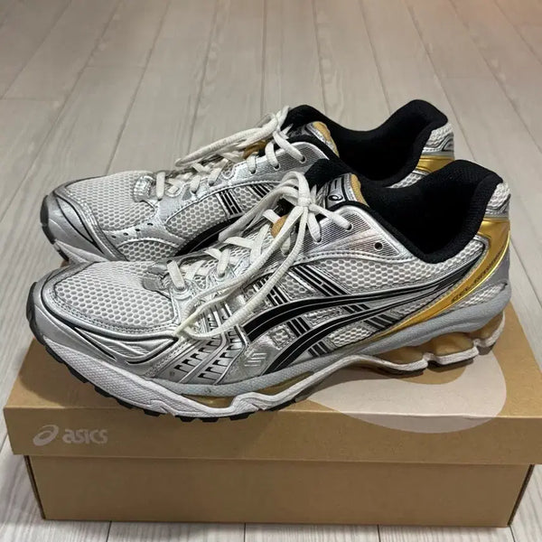 [BUNJANG] Asics Gel-Kayano 14 White Gold Running Shoes (Size 290) / 아식스 젤카야노14 화이트골드 290 풀박스 상태a