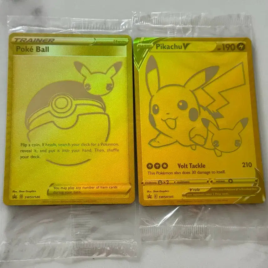 [BUNJANG] Pokemon 25th Anniversary North American Gold Pikachu V & Poke Ball Card Set (Sealed) / 포켓몬카드 25주년 북미 골드 피카츄&포켓볼 미개봉
