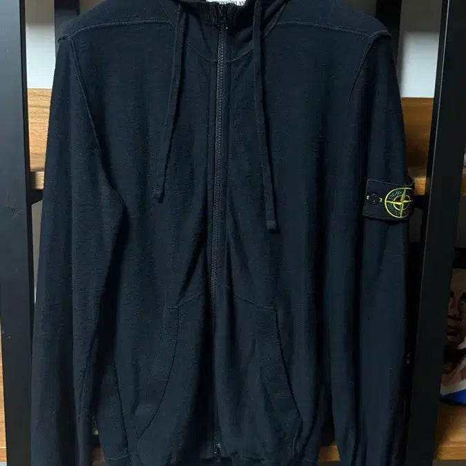 [BUNJANG] Stone Island Hoodie Black M Size / (백화점구매)스톤 아일랜드 후드집업 블랙