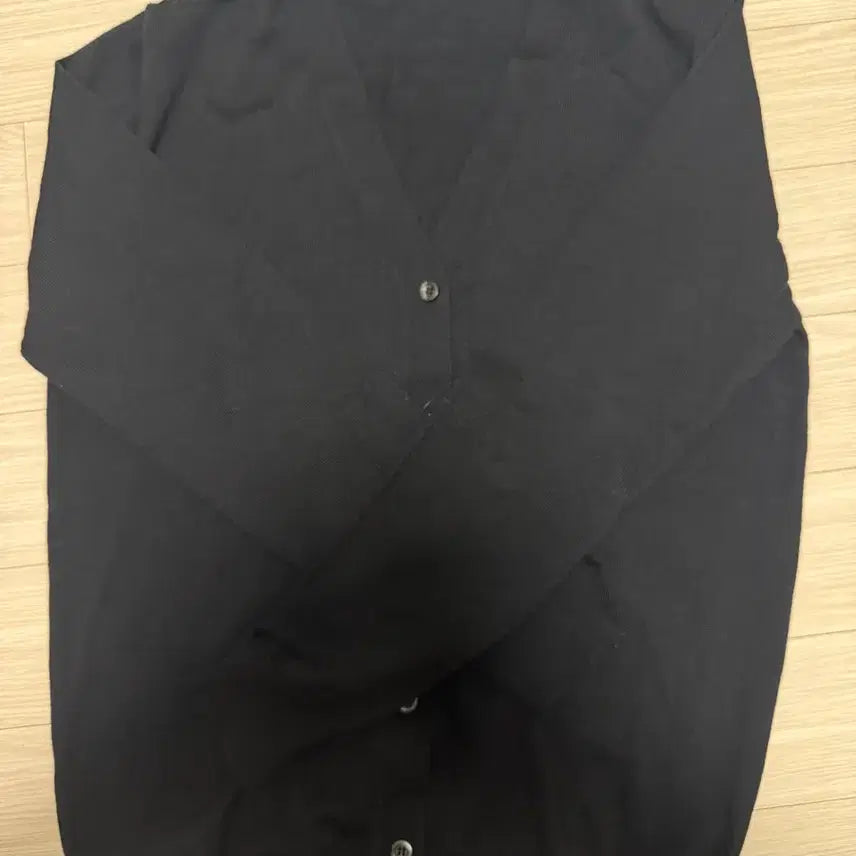 [BUNJANG] Prada V-Neck Cardigan / 프라다 가디건 새상품