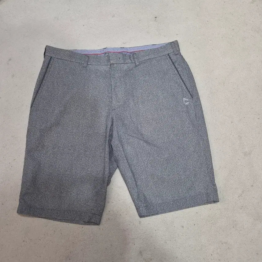 [BUNJANG] Louis Castel Shorts / 루이까스텔  반바지90