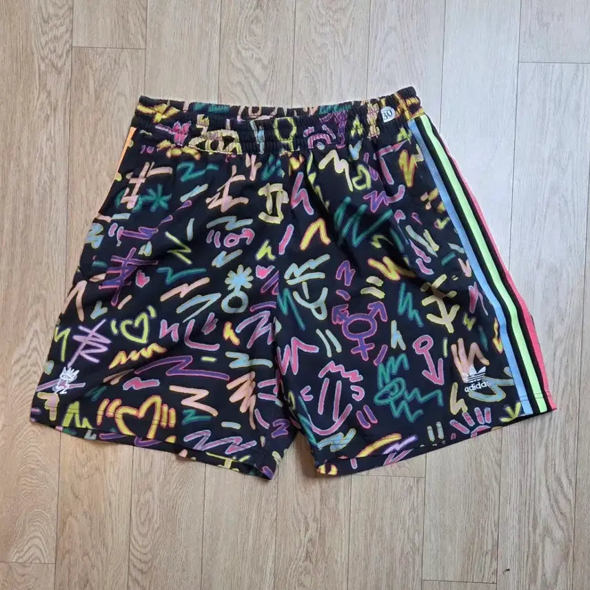 [BUNJANG] Adidas Training Shorts - Size M (Waist 28-30) / 미사용 아디다스 트레이닝 반바지 M사이즈 (28~30정도)(줄자사진 참고)