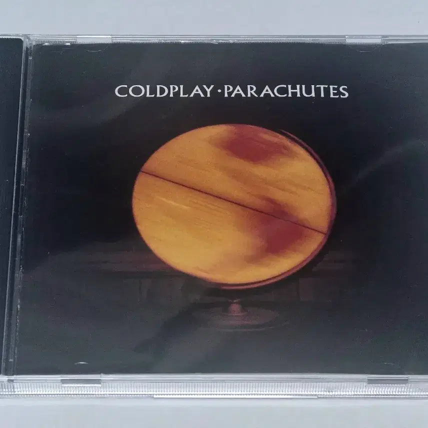 [BUNJANG] Coldplay Parachutes 1st Album CD / 콜드플레이 (Coldplay) - 1집 Parachutes