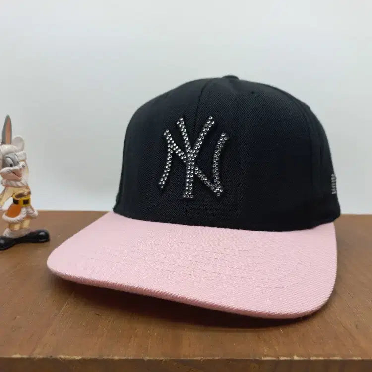 [BUNJANG] MLB New York Yankees Stone Crystal Cubic Baseball Cap Black / MLB 엠엘비 뉴욕양키스 스톤 크리스탈 큐빅 볼캡 야구 모자 블랙