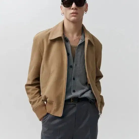 [BUNJANG] Noir Gote Suede Blouson (Beige) / 노이어 고트 스웨이드 블루종 (베이지)