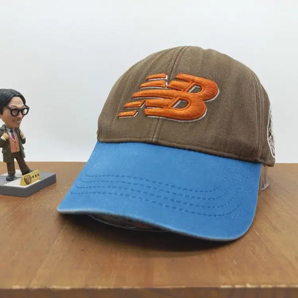 [BUNJANG] New Balance NB Flying Logo Embroidered Vintage Ball Cap Hat (Brown/Blue) / 뉴발란스 NB 플라잉 로고 자수 빈티지 볼캡 모자 브라운 블루