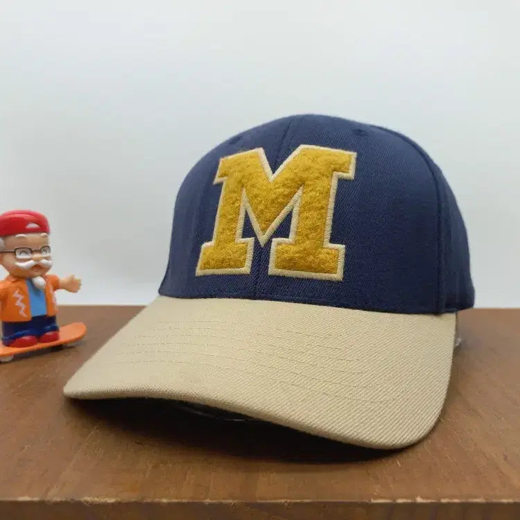 [BUNJANG] MLB Cooperstown Old School Fitted Baseball Cap Navy / MLB 엠엘비 쿠퍼스타운 올드스쿨 피티드 야구 모자 네이비