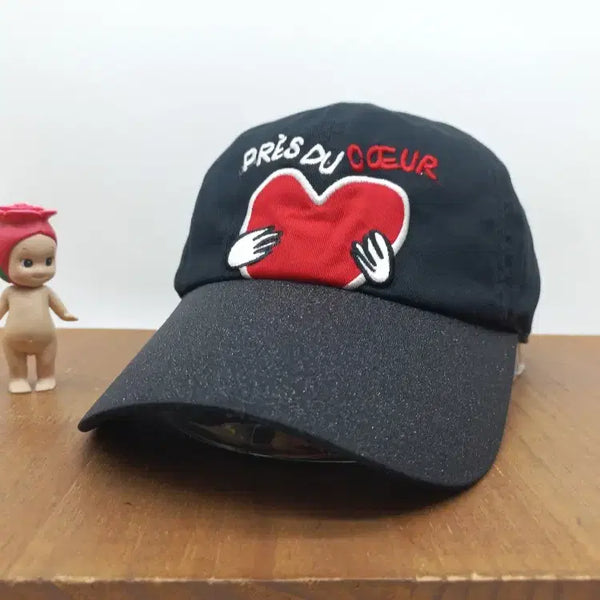 [BUNJANG] ELLE GOLF Glitter Brim Heart Patch Golf Ball Cap Black / 엘르골프 글리터 챙 하트 패치 골프 볼캡 모자 블랙
