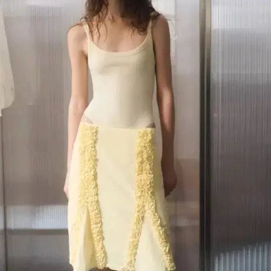 [BUNJANG] Zara Embossed Frill Skirt XS / 새상품) 자라 엠보싱 프릴 스커트 XS