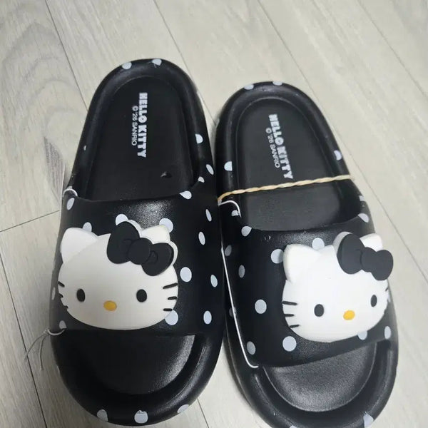 [BUNJANG] Hello Kitty Dot Slippers / 키티 도트슬리퍼
