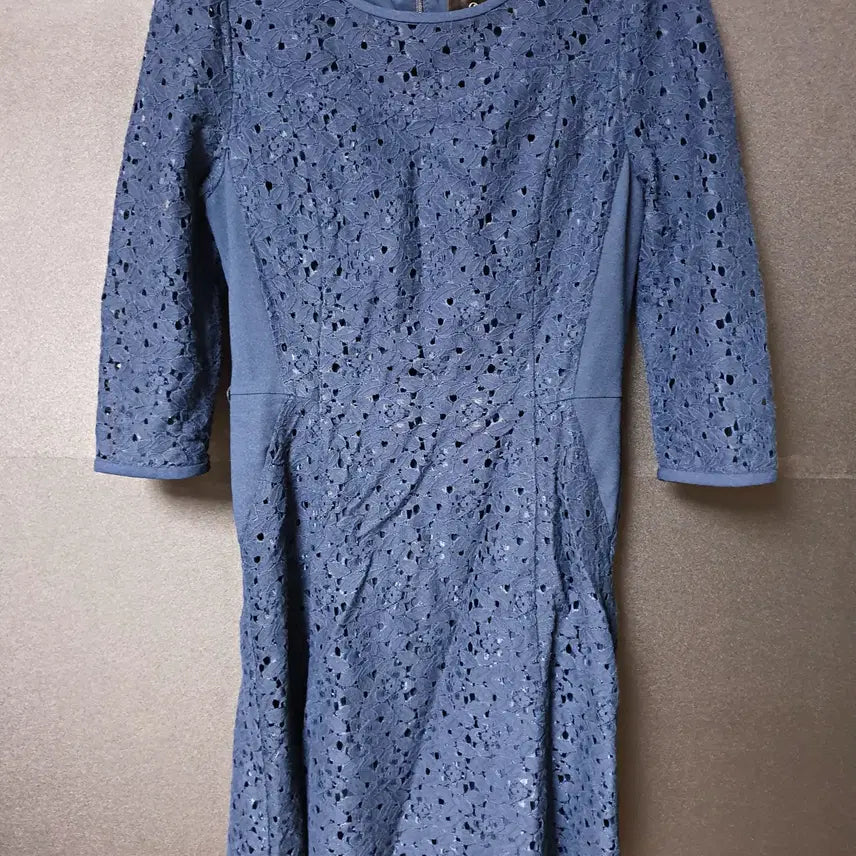 [BUNJANG] Roem Punch Lace Mini Dress / 진짜만원 로엠 펀칭레이스 미니원피스 55