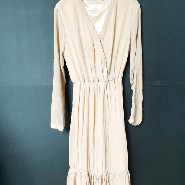 [BUNJANG] Rabbystyle Long Dress Beige (Size 55) / 진짜만원 랩스타일 롱원피스 55 베이지