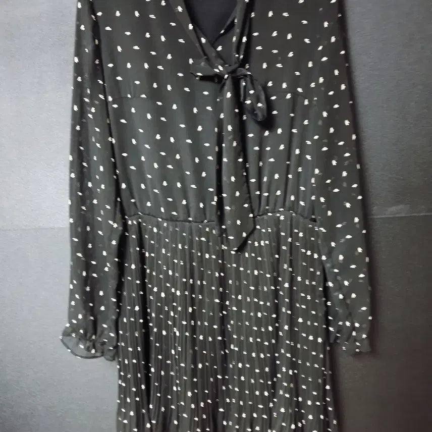 [BUNJANG] Sheer Sleeve Pleated Chiffon Midi Dress / 진짜만원 5프닝 미디원피스 넥리본 55 66 플리츠