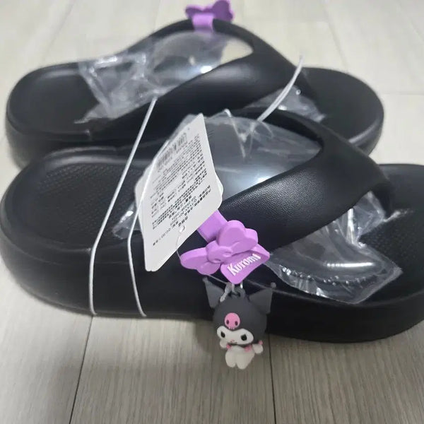 [BUNJANG] Kuromi Black Flip-Flop Sandals / 쿠로미 검정색 쪼리 샌들