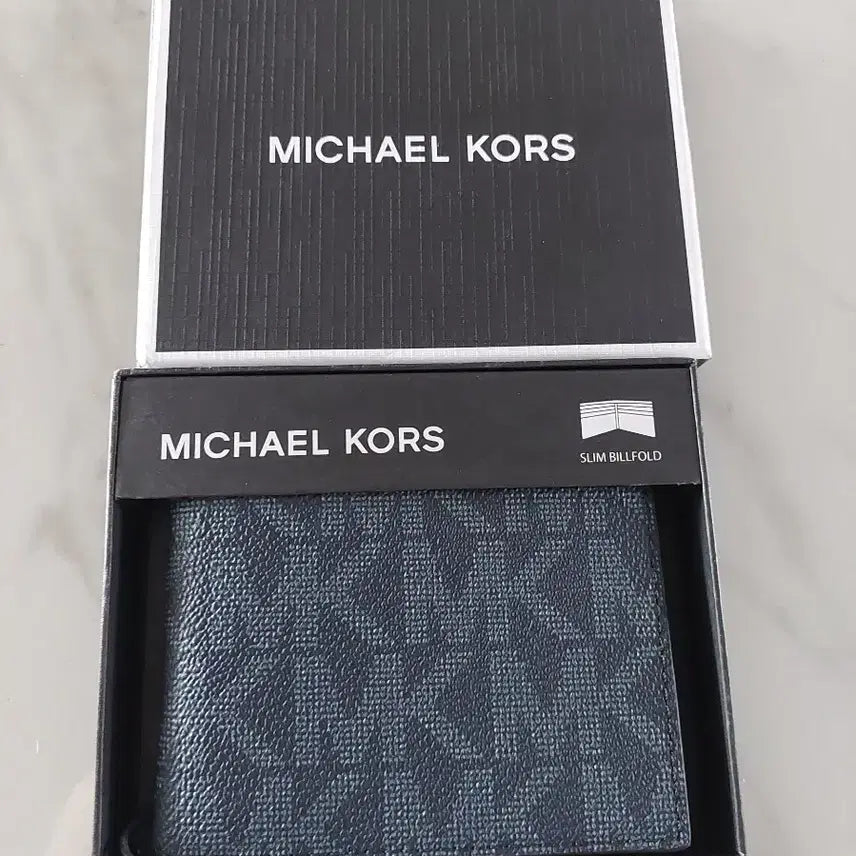 [BUNJANG] Michael Kors Slim Bifold Wallet / 마이클코어스 슬림 반지갑 지갑 남성 새상품
