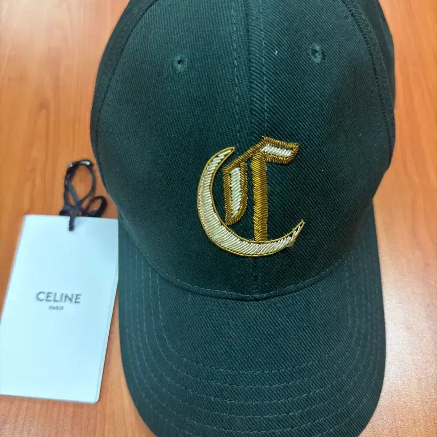 [BUNJANG] Celine Embroidered Ball Cap Large / 셀린느 자수 볼캡 라지