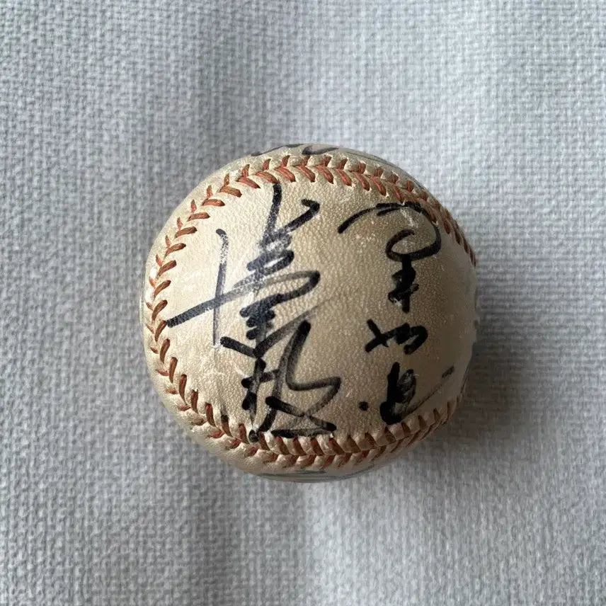 [BUNJANG] 1960s Chunichi Dragons Central League Official Ball Autographed by 9 Members / 1960년대 주니치 드래곤즈 센트럴리그 공인구 단체사인볼