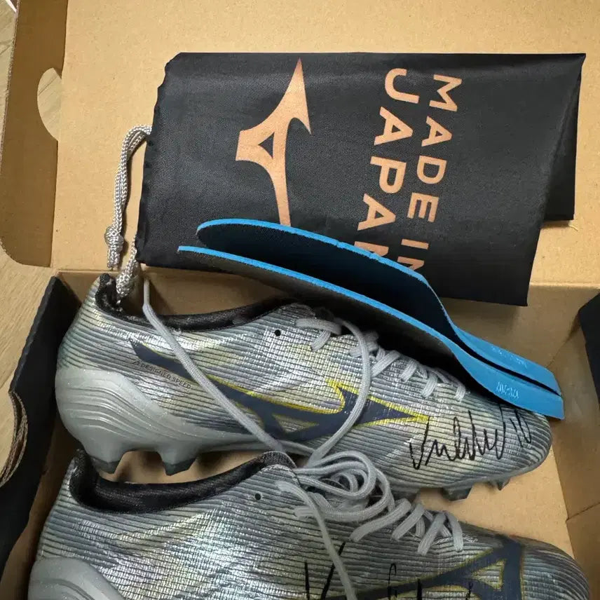 [BUNJANG] Chunnam Dragons Valdivia Autographed Mizuno Alpha 2 Japan Football Boots Size 265 / 전남드래곤즈 발디비아 친필 사인 미즈노 알파 2 재팬 축구화