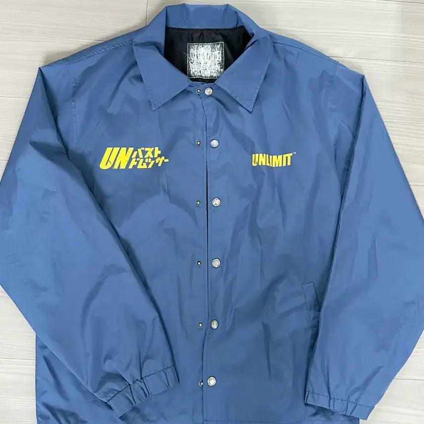 [BUNJANG] Lightweight Windbreaker Jacket / 블루 바람막이 자켓