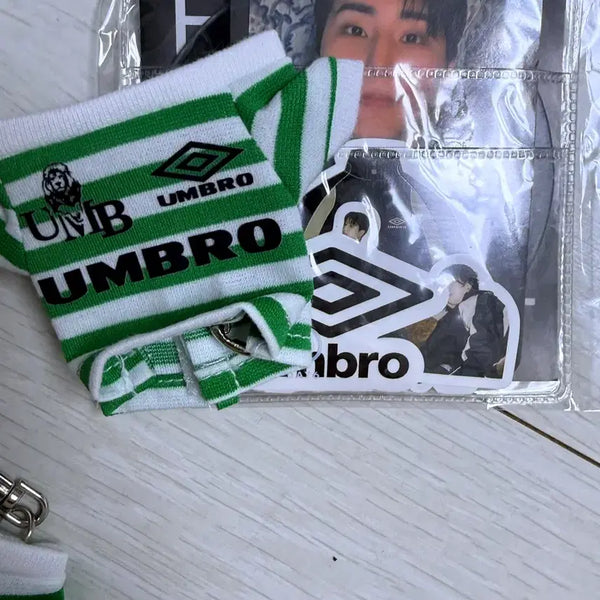 [BUNJANG] DAY6 Umbro Photocard & Keychain / 데이식스 콜라보 포카